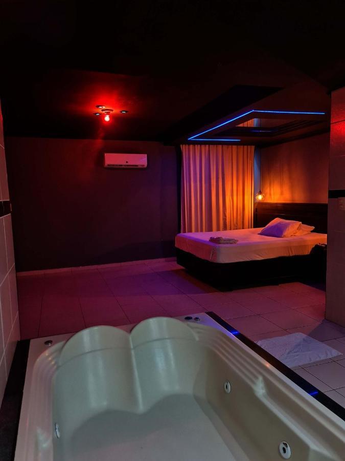 Gran Motel Taguatinga Kültér fotó