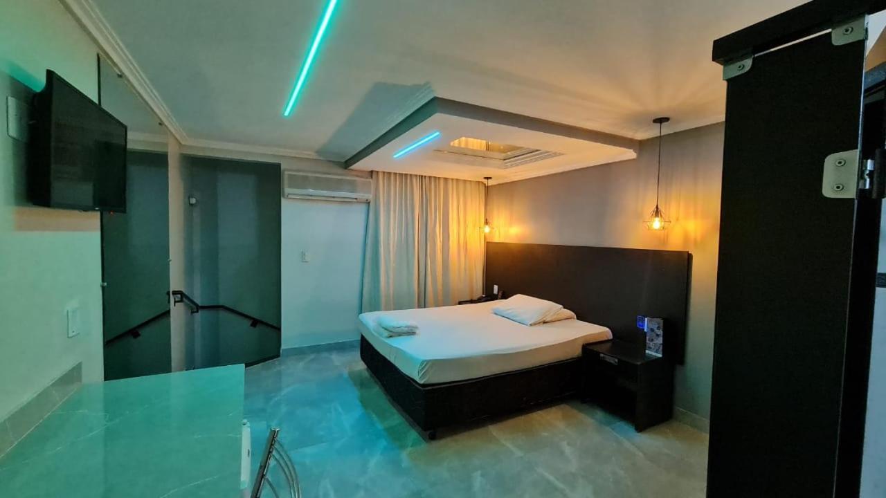Gran Motel Taguatinga Kültér fotó